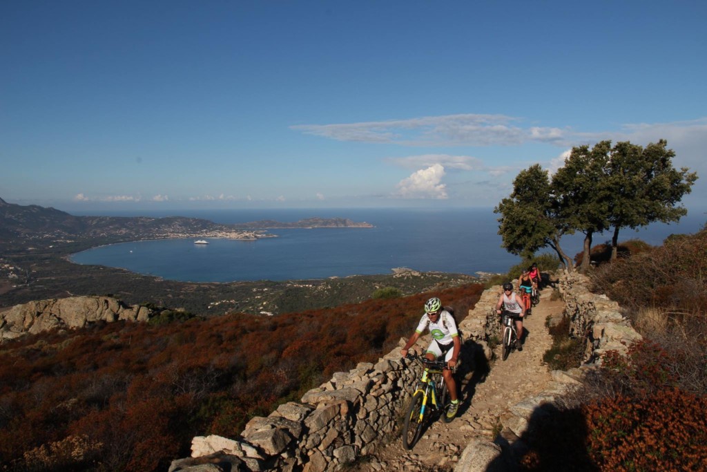 Echte Mountainbiker aufgepasst: Anspruchsvolle MTB-E-Bike-Tour im Hinterland der Balagne!