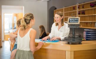 Arbeiten im Feriendorf